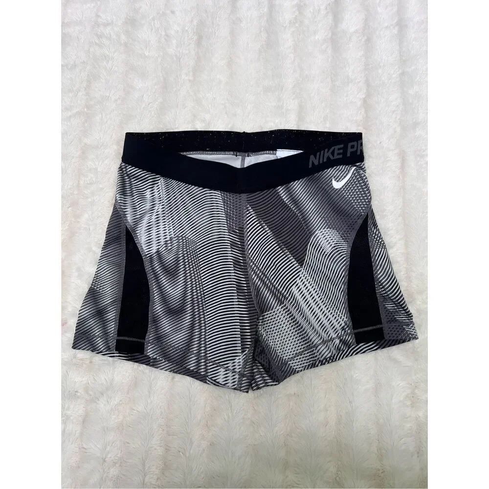 Nike Pro Thin Striped Black/White Shorts size Large